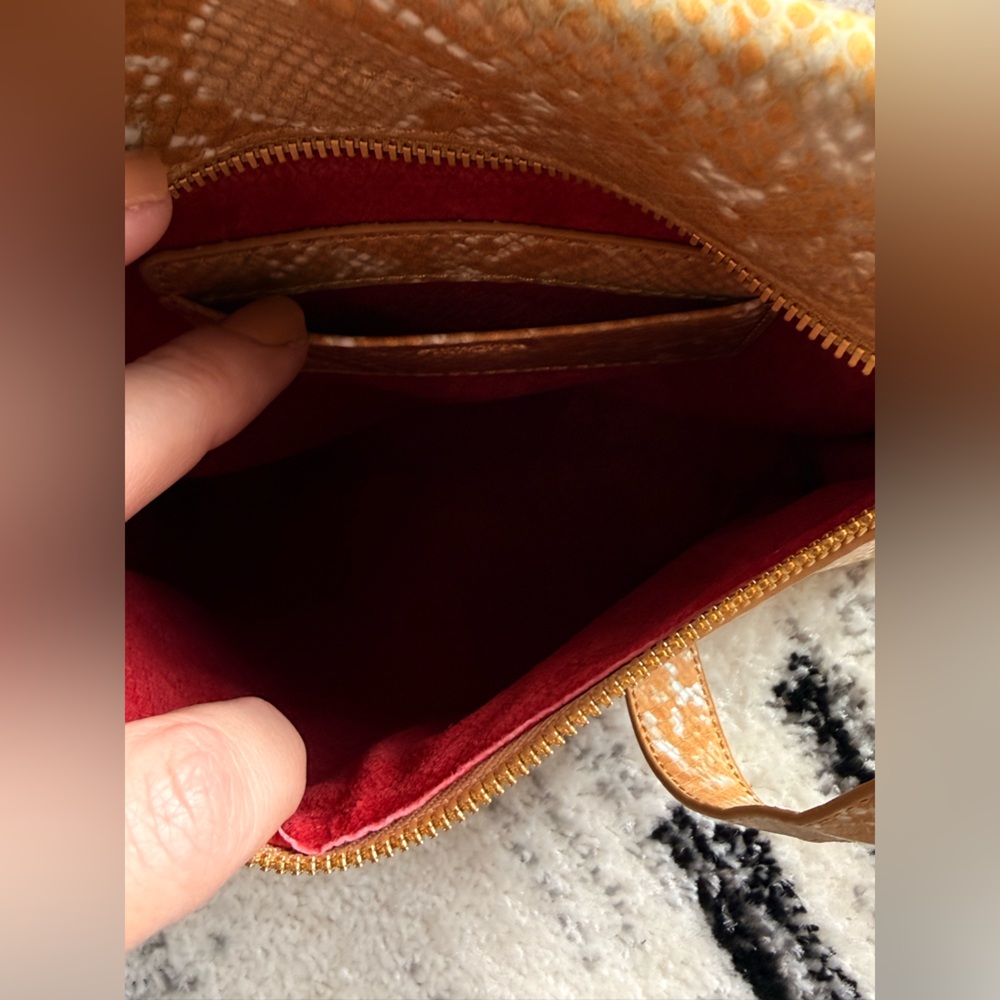 NWOT Hammitt Tony Medium Python Print Crossbody B… - image 4